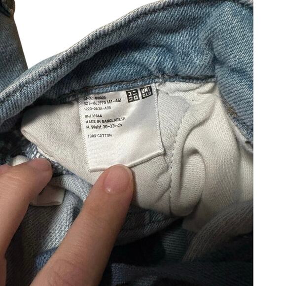 Uniqlo Relaxed Ankle Jeans Medium (30-33 inch waist) drawstring - Picture 6 of 7